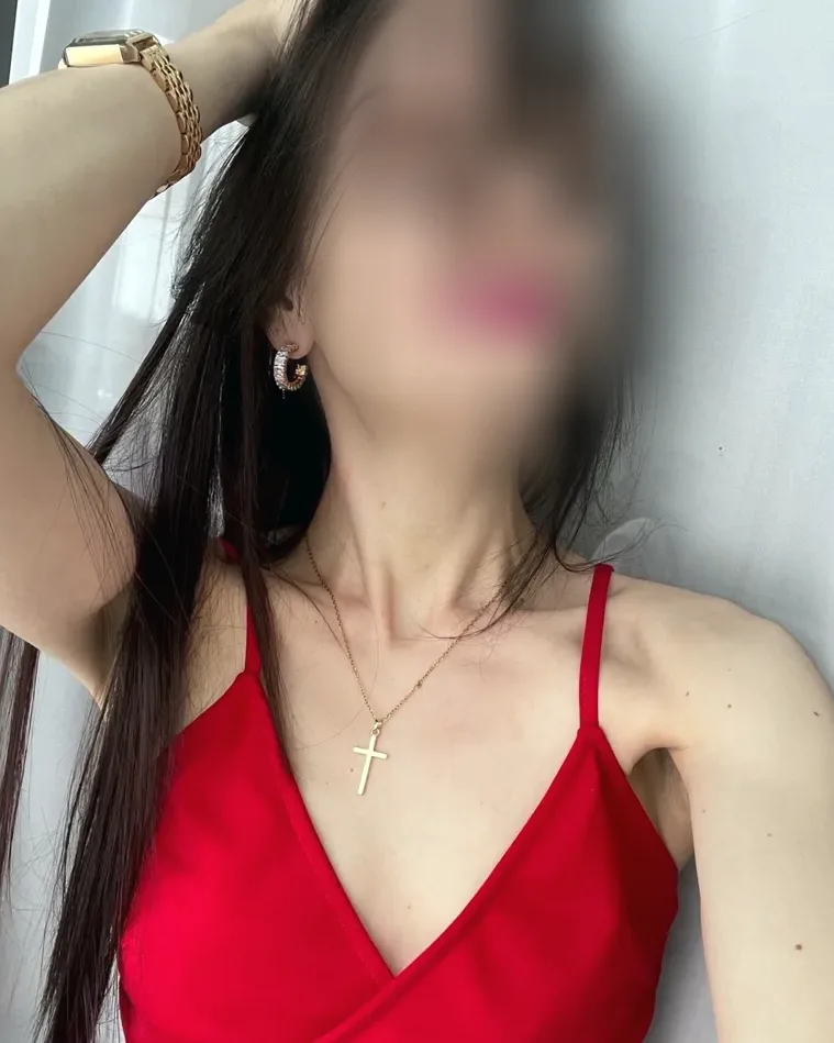Linda, 25
