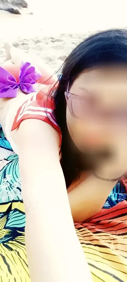 Simone, 37